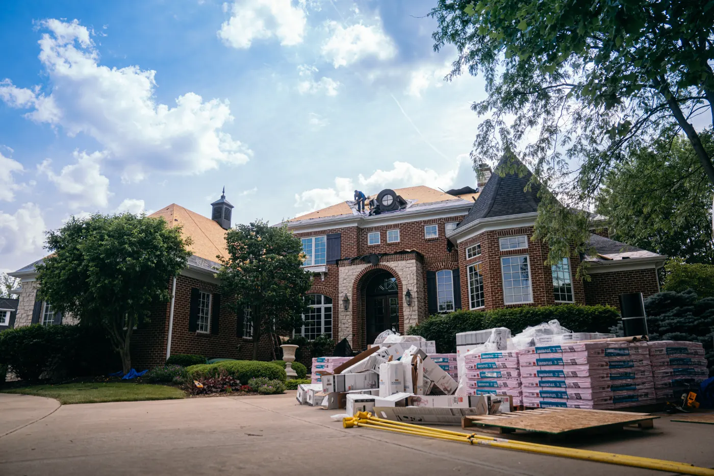 Commercial roof inspection documented in Shadeland
